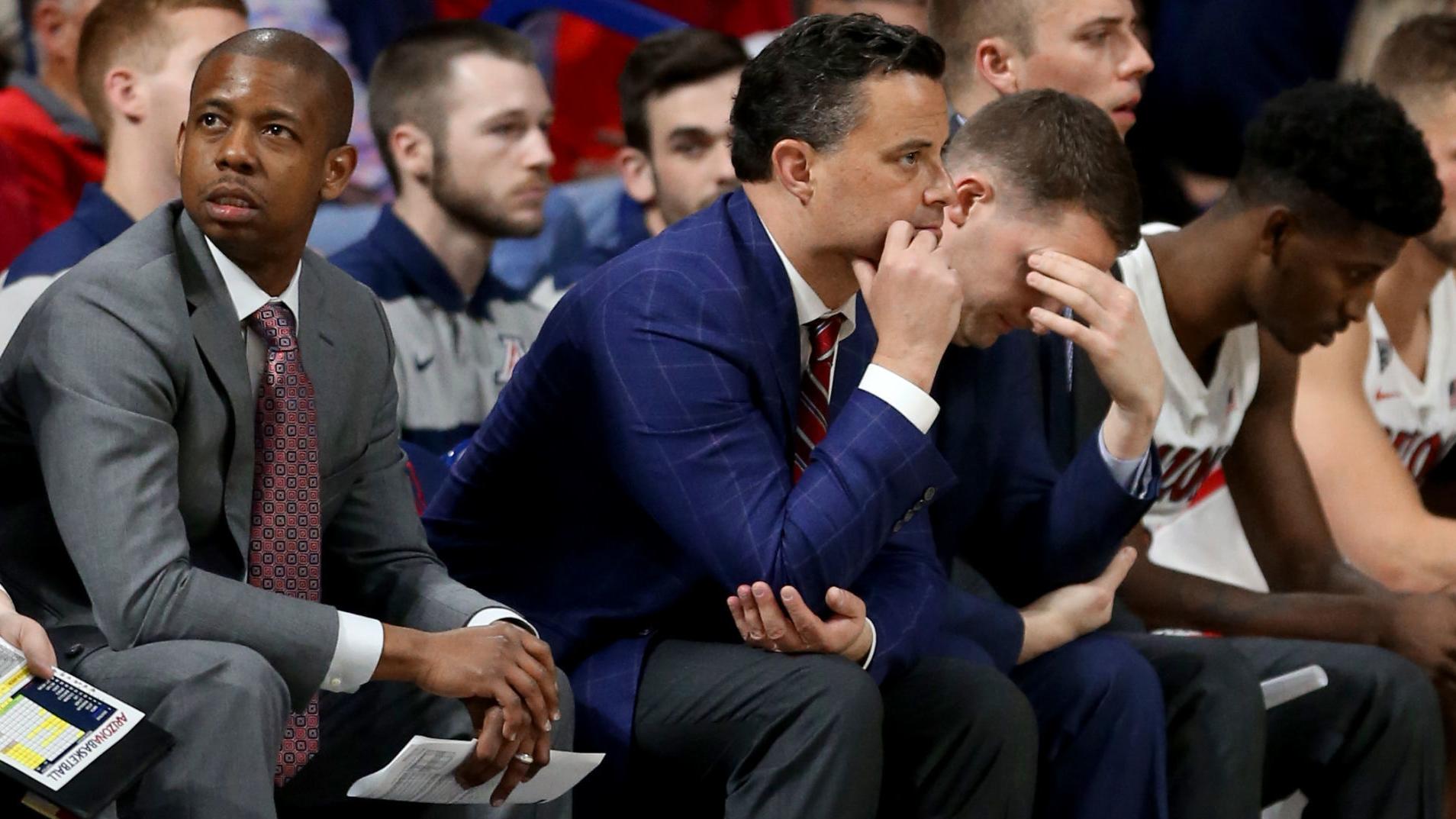 Greg Hansen: Doubt, dread creep in as Sean Miller's Wildcats navigate latest departure